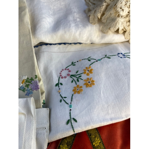 116 - Quantity Of Vintage Linen, Most Embroidered