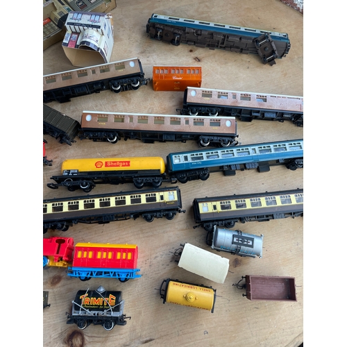 54 - Vintage Hornby & Triang Train Rolling Stock With Vintage Card & Other Railway Scenery Models