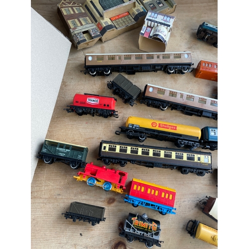 54 - Vintage Hornby & Triang Train Rolling Stock With Vintage Card & Other Railway Scenery Models