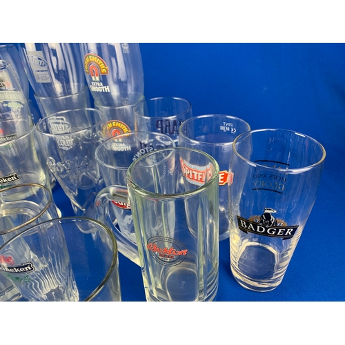 72 - Very Large Collection of Advertising Beer and Whisky Glasses- Great Variety - Breweriana Advertising... 