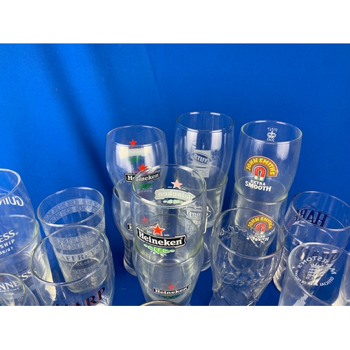 72 - Very Large Collection of Advertising Beer and Whisky Glasses- Great Variety - Breweriana Advertising... 