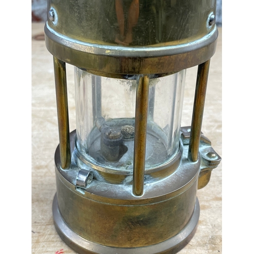 27 - Vintage Type 6 M&O Safety Brass Minors Lamp Made In Eccles