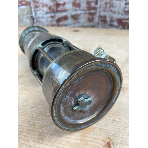 334 - Vintage Type 6 M&O Safety Brass Minors Lamp Made In Eccles