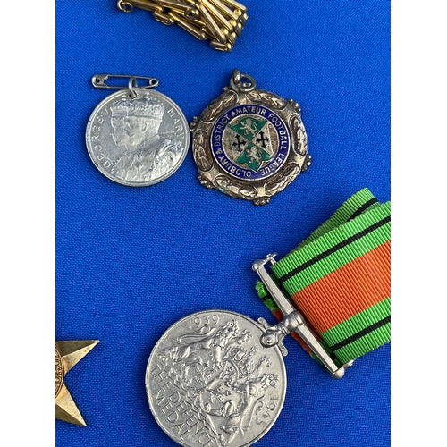 352 - Assorted Medals & Badges