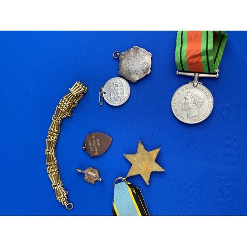 352 - Assorted Medals & Badges