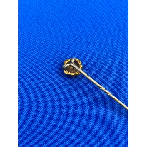 9 - Vintage 9ct Gold Tie Pin