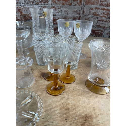 164 - Quantity Of Mixed Antique & Vintage Glassware Items