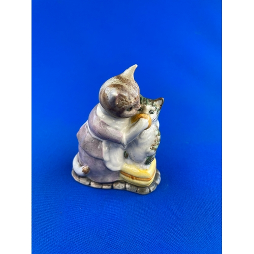 219 - Beswick Beatrix Potter Figure Tabitha Twitchett