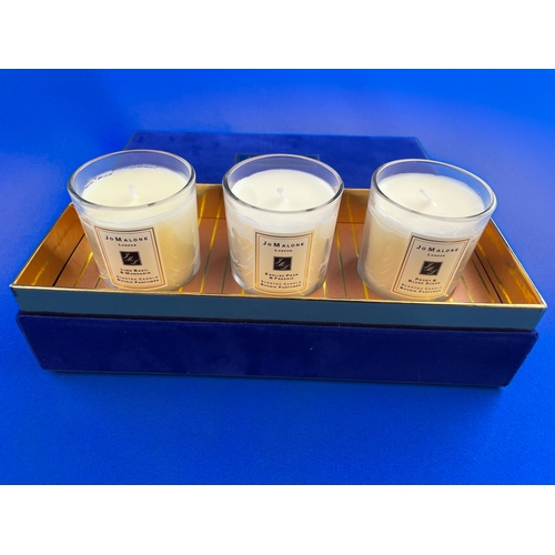 405 - Presentation Box Of Scented Candles