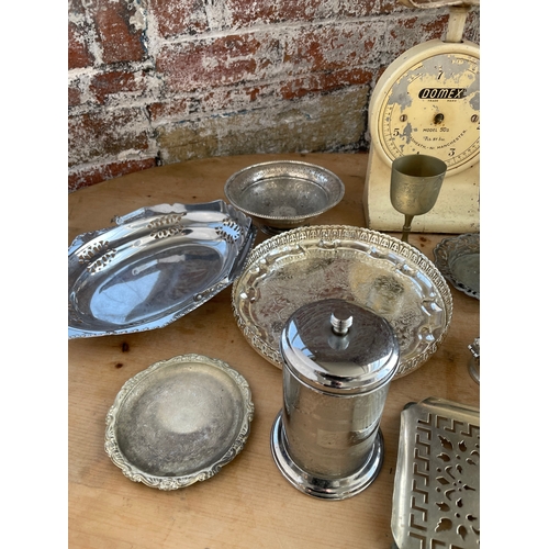 408 - Large Quantity Of Mixed Metalware