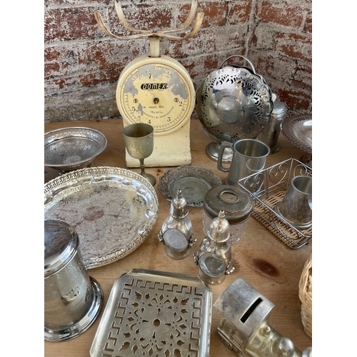 408 - Large Quantity Of Mixed Metalware