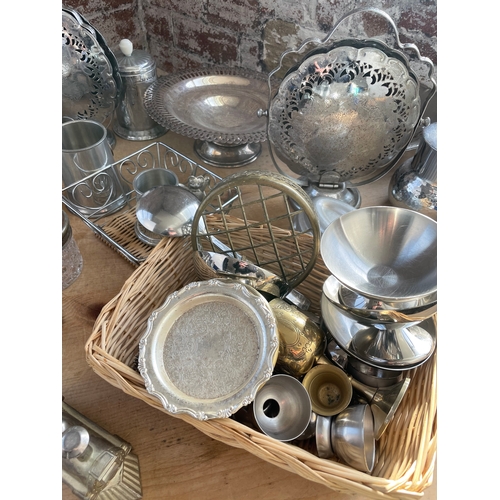 408 - Large Quantity Of Mixed Metalware