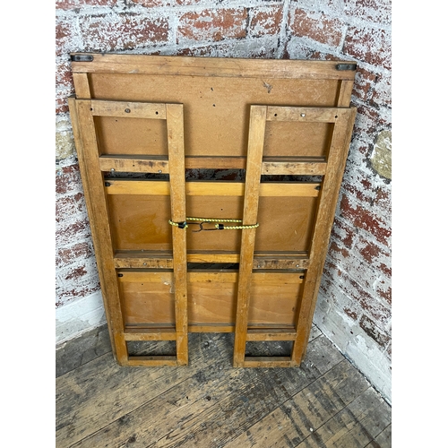 484 - Vintage Folding Shelves / Bookcase. Ideal For Market Traders