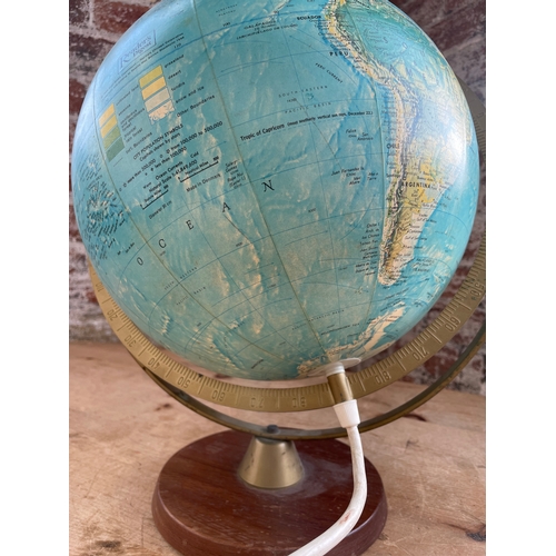 87 - Vintage Readers Digest 1969 Light Up Globe By Scan Globe Copenhagen. Made In Denmark (Working No PAT... 