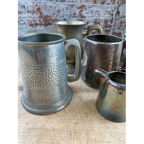 142 - Tankards, Jugs & Steins