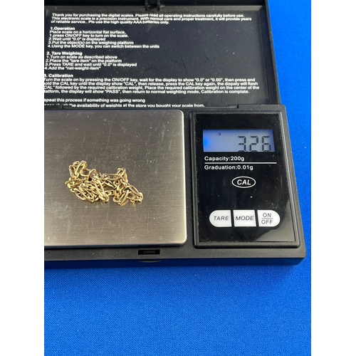 15 - 9ct Gold Short Chain 3.26g