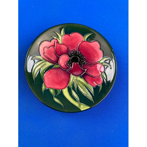 382 - Moorcroft Anemone Tribute Pattern Emma Bossons