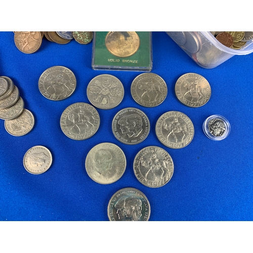 35 - Commemorative Coins with Vintage and Foreign Currency