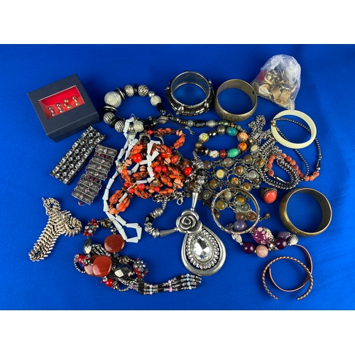 397 - Collection of Costume Jewellery and Cufflinks