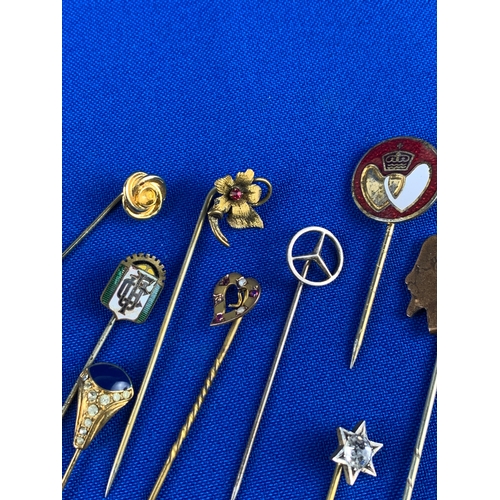 8 - Collection of Vintage and Collectable Tie Pins