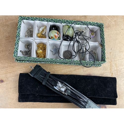 400 - Costume Jewellery Items, Watch & Small Trinkets.