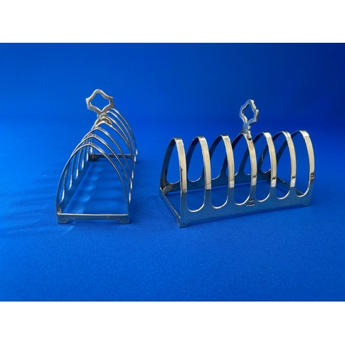 4 - Two Viner's Ltd (EV Emile Viner) Sterling Silver Toast Racks. 149.7g Sheffield 1936 & 1947