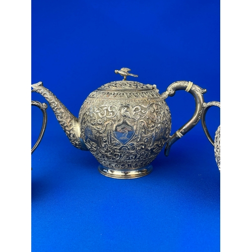 20 - Ornate Indian Silver Tea Set 1050g. With Engraved Griffin Shield & Latin Quote 