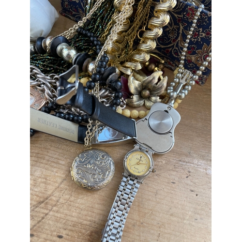 74 - Vintage Ladies Jewellery & Watches