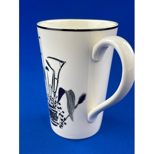 40 - Eric Ravilious 1939 Garden Implements Mug. A Rare Original Beaker Mug From The Garden Implements Lem... 