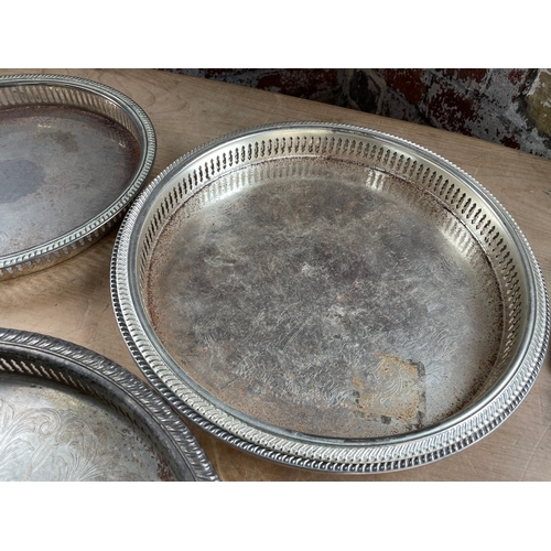 184 - 5 Vintage EPNS Trays, Three With Pierced Galleries