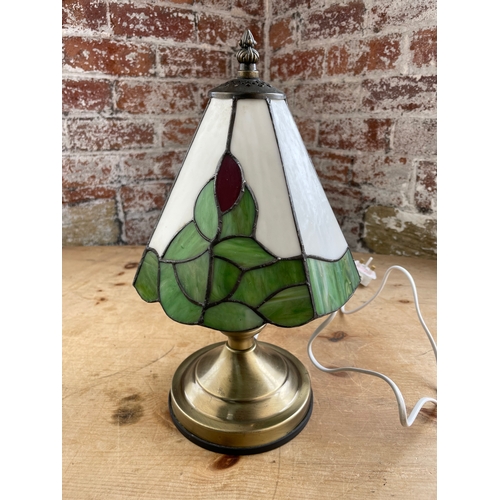 500 - Tiffany Style Table Lamp