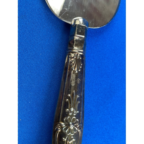 35 - Hallmarked Silver Handled Pie Server