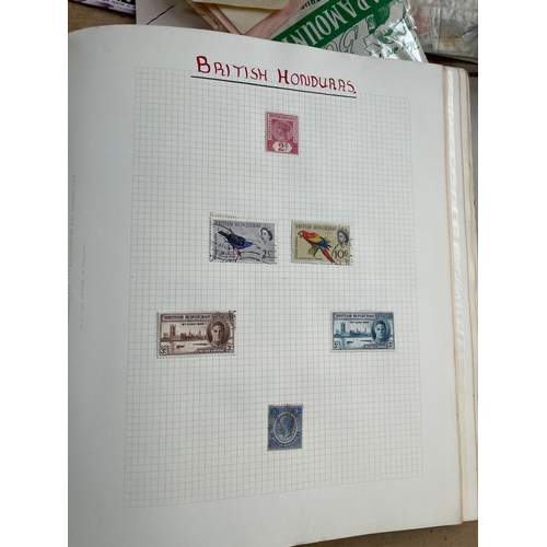 156 - Comprehensive Catalogue Of British, Commonwealth & Worldwide Stamps. Lots of Loose & Unsorted. Many ... 