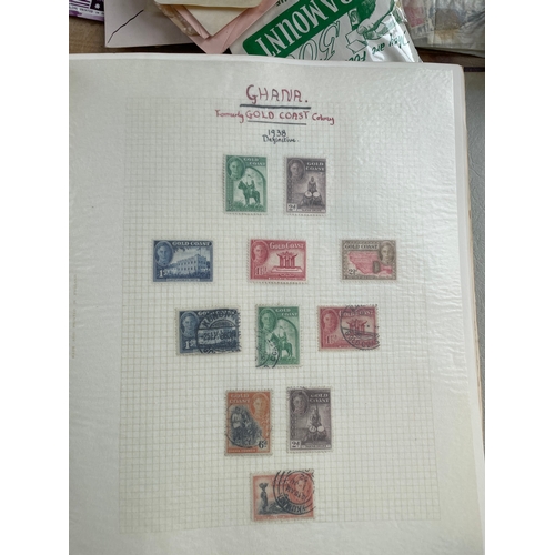 156 - Comprehensive Catalogue Of British, Commonwealth & Worldwide Stamps. Lots of Loose & Unsorted. Many ... 