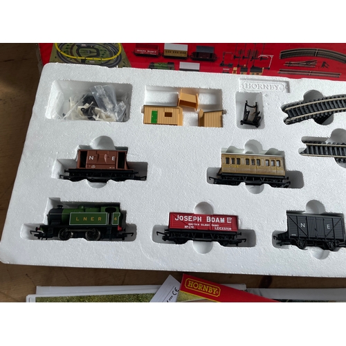 332 - Boxed Hornby 00 Electric Train Set.