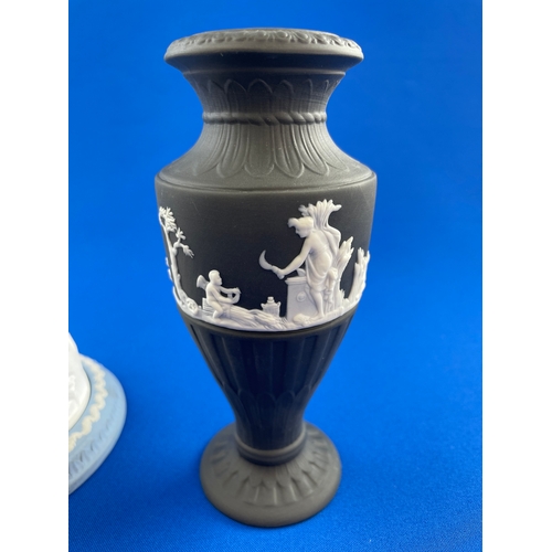 291 - Wedgewood Jasperware Fairy Light & Basalt Urn