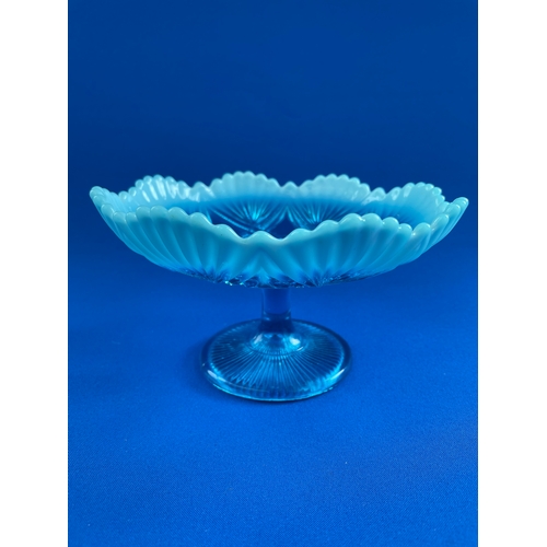 59 - Davidson Pearline Blue Glass Taza / Footed Shallow Dish