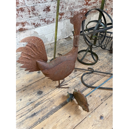 475 - Various Metal Garden Items