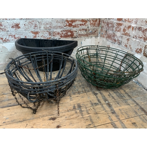 472 - Quantity of Quality Hanging Baskets with Wall Planters