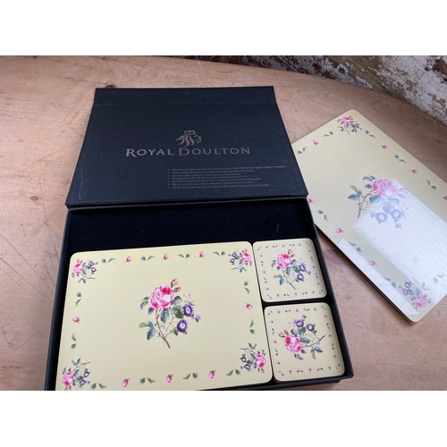 454 - Boxed Royal Doulton Place & Table Mats