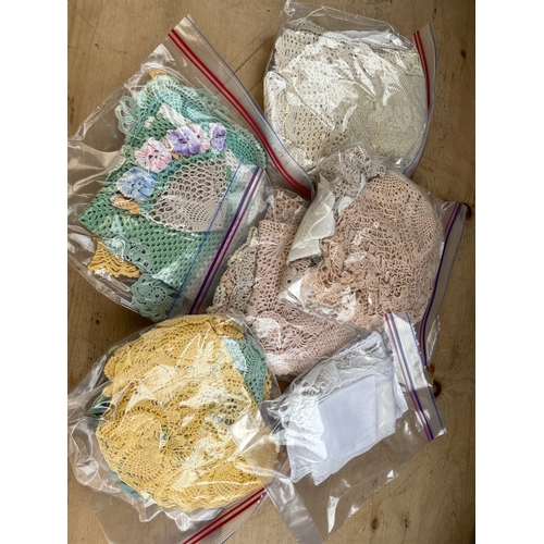 474 - Group Of Good Quality Vintage Doilies & Linen Items