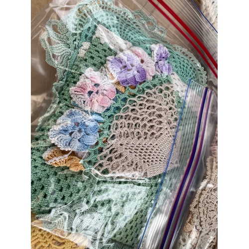 474 - Group Of Good Quality Vintage Doilies & Linen Items