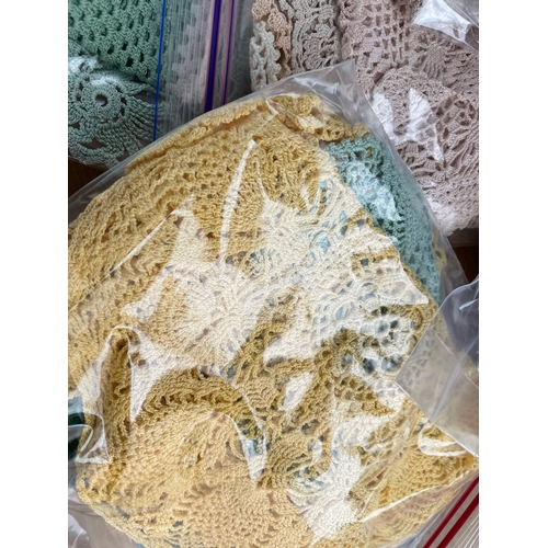 474 - Group Of Good Quality Vintage Doilies & Linen Items