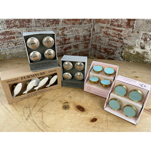 455 - New Boxed Furniture Drawer Pulls & Handles