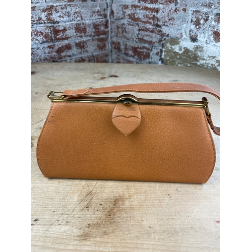 468 - Vintage Handbags, Orivs & 1940's Moreware Tan Pig Skin Leather
