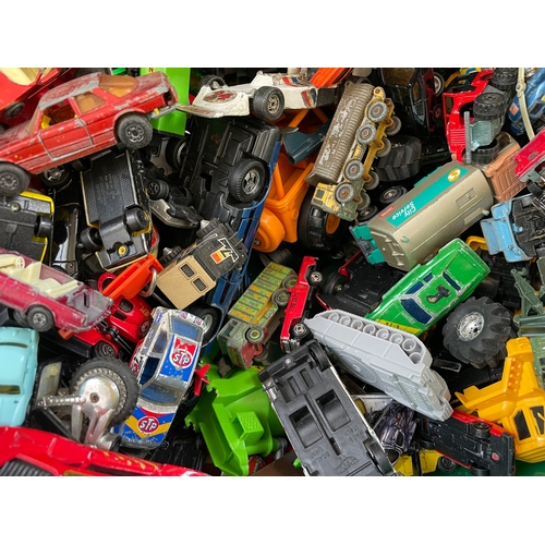 426 - Large Quantity Of Diecast Cars