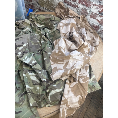 475 - Good Quantity Of Army Surplus Clothing