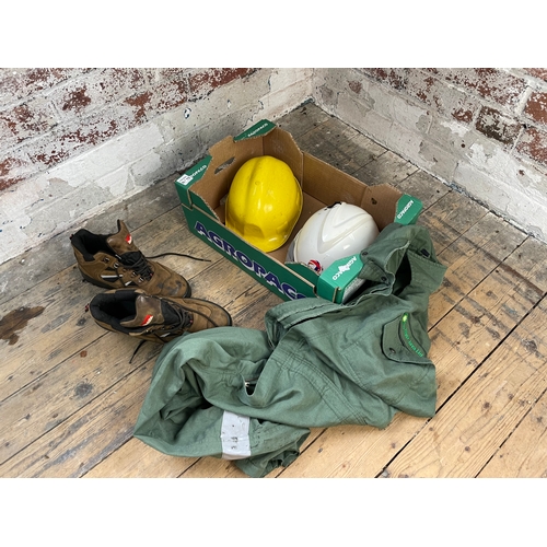 442 - Work Boots Safety Hats & Overalls