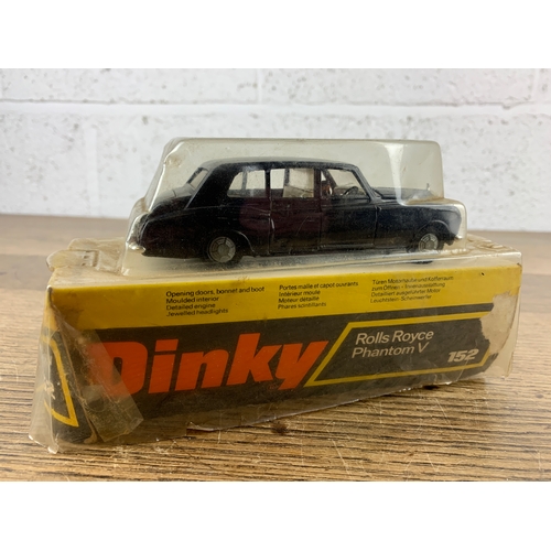 14 - Dinky toys No. 152 Rolls Royce Phantom V