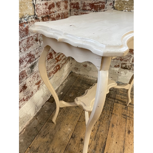 400 - Vintage Painted Occasional Table